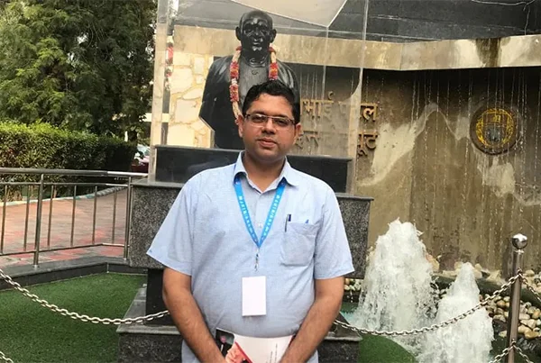 dr gaurav